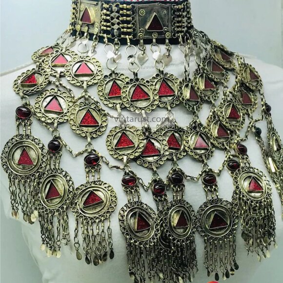 Stylish Vintage Choker Necklace, Handmade Oversized Necklace With Red Glass